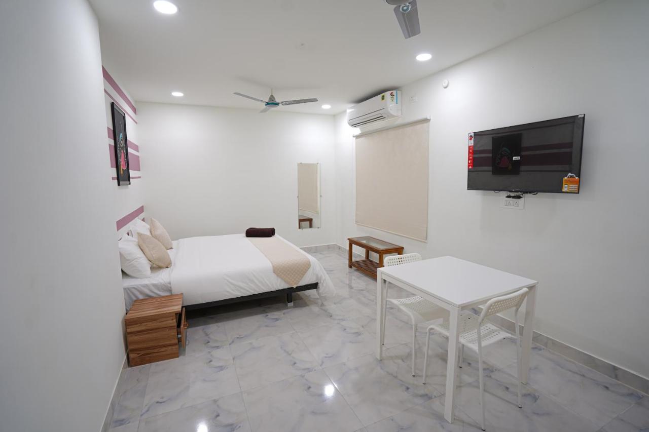 Mahasri Studio Apartments- Brand New Fully Furnished Air Conditioned Studio Apartments Тирупати Экстерьер фото