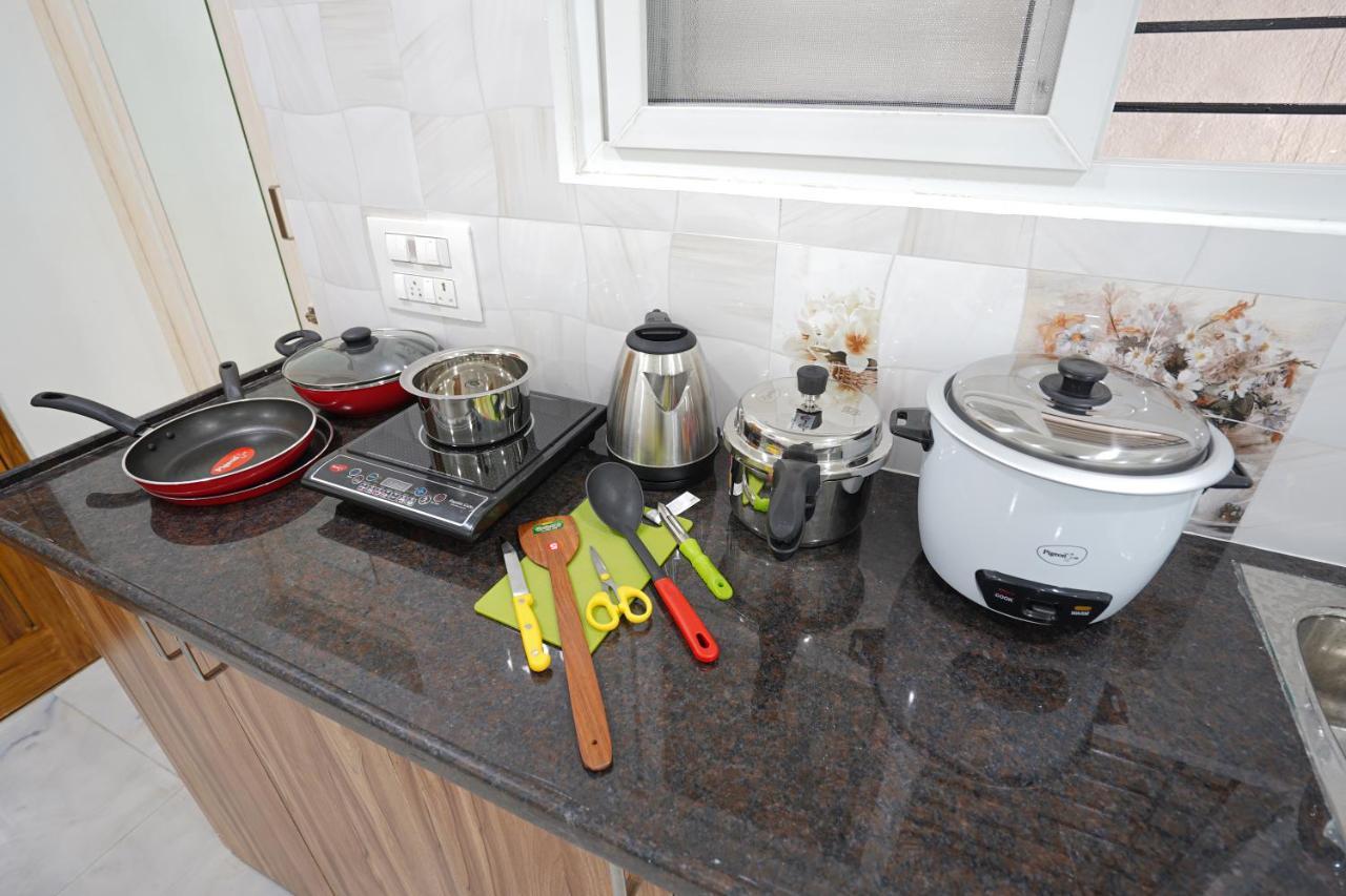 Mahasri Studio Apartments- Brand New Fully Furnished Air Conditioned Studio Apartments Тирупати Экстерьер фото